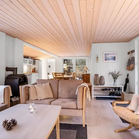 Peadda - 300m From The Sea By Interhome Blokhus