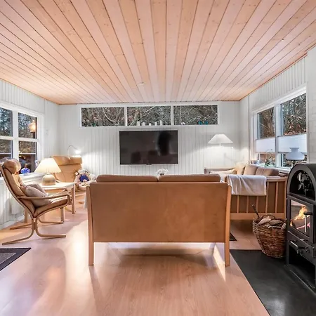 Peadda - 300m From The Sea By Interhome *