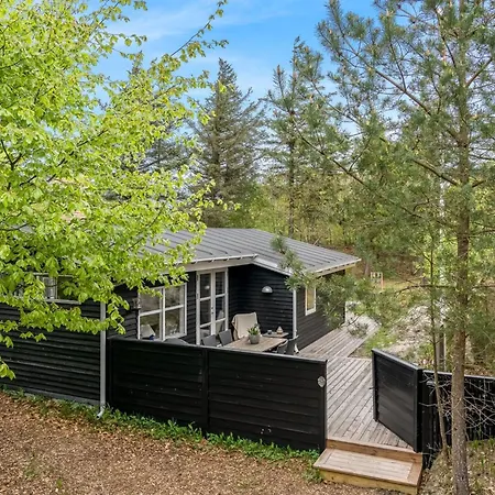 Semesterbostad Peadda - 300m From The Sea By Interhome *